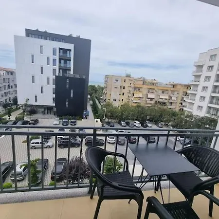 H&E Sea View 2-Bedroom Apt Qerret Golem  Exterior photo