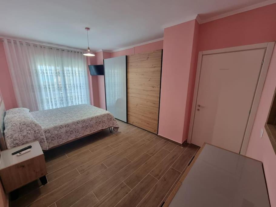 H&e Sea View 2-bedroom Qerret * Golem (Tirana)