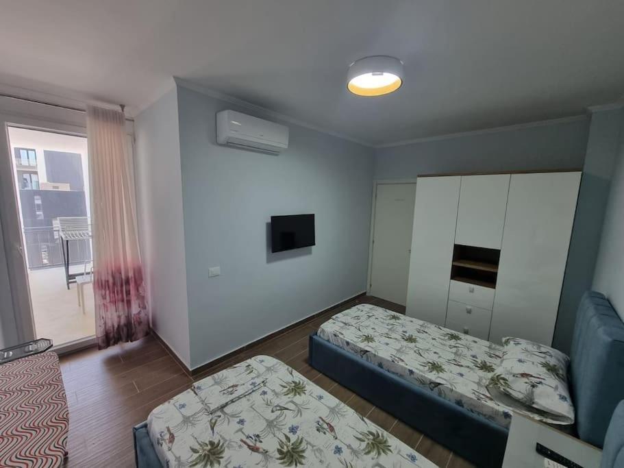 Apartment H&e Sea View 2-bedroom Qerret